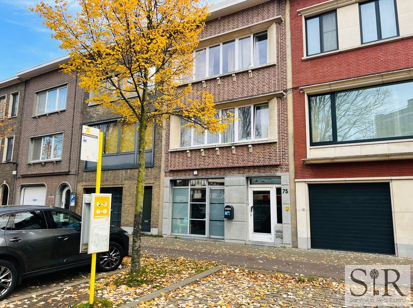 Lichtrijk appartement met terras te koop in Borgerhout. Ben je op zoek naar een charmant appartement met 2 slaapkamers in het hart van Borgerhout, maa