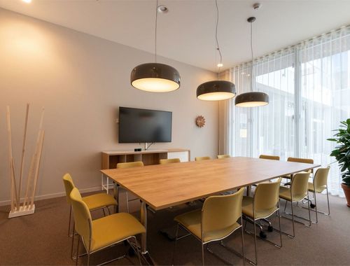                                         Bureaux à louer à Gentbrugge, € 1.509
