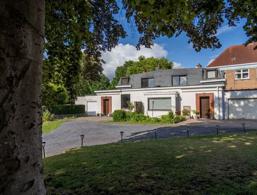                                         Maison à vendre à Harelbeke, € 295.000
