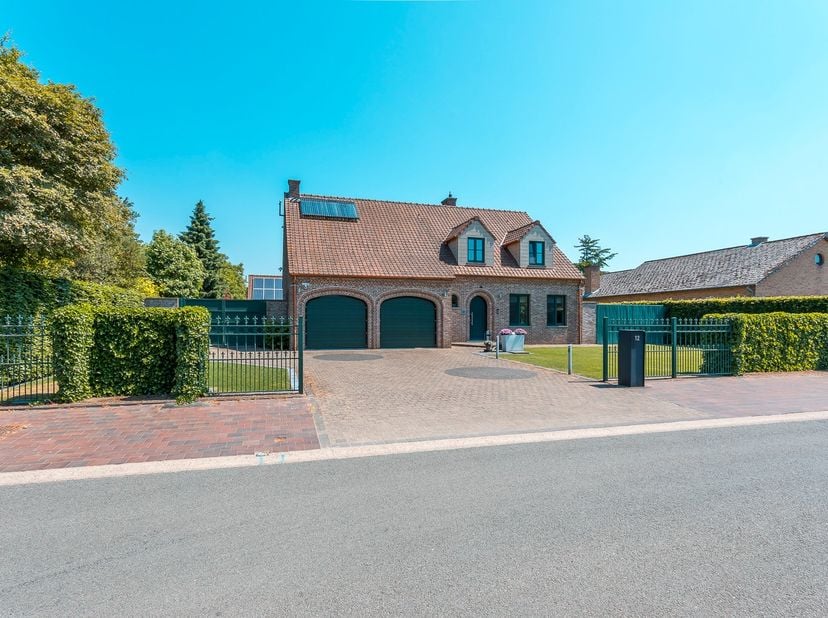Maison à vendre à Oude Hostieweg 12,
                    3950 Bocholt