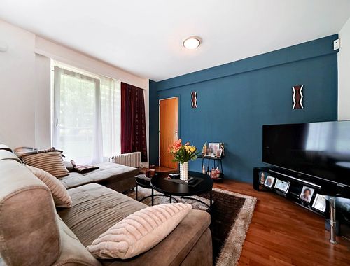                                         Appartement te koop in Jette, € 170.000
