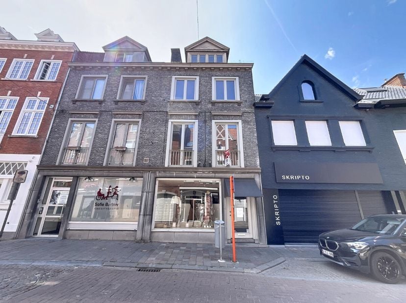 Appartement à louer
                    à 8700 Tielt