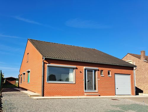                                         Eengezinswoning te koop in Vliermaal, € 285.000
