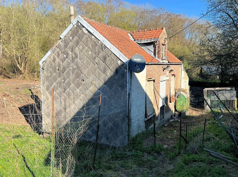 Huis te koop
                    in 6180 Courcelles