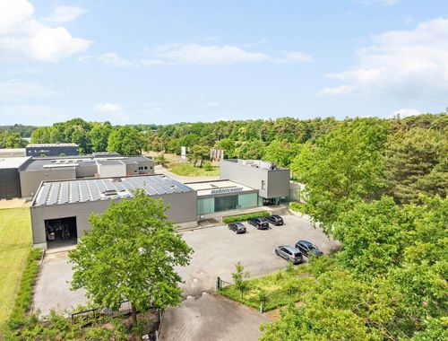                                         Bedrijfsgebouw te huur in Genk, € 8.000
