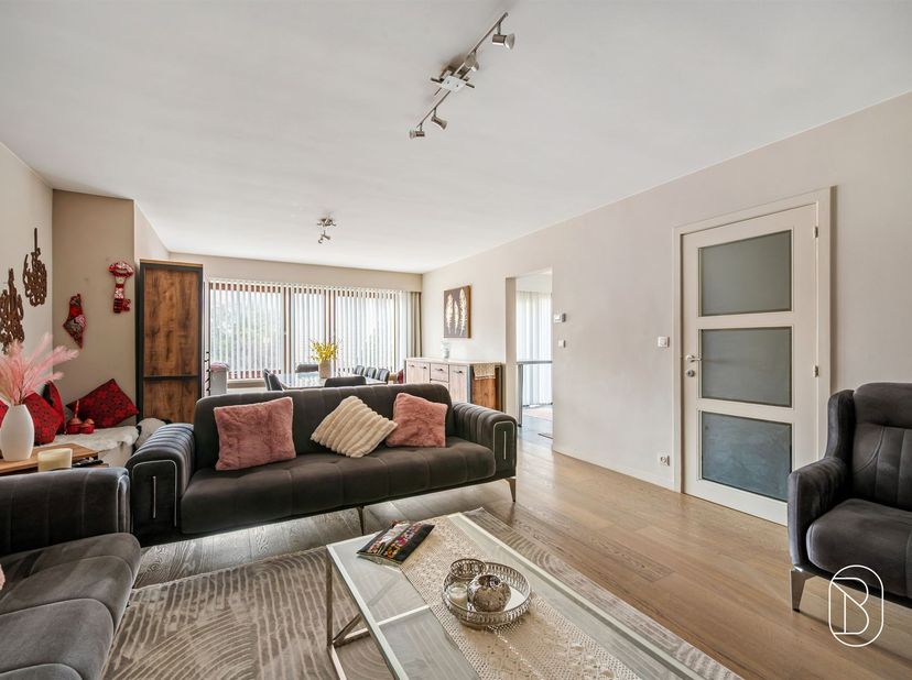 Appartement te koop in Gladiolenstraat 28 bus 6,
                    8800 Roeselare