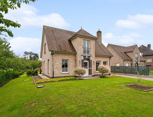                                         Woning te koop in Wetteren, € 587.000
