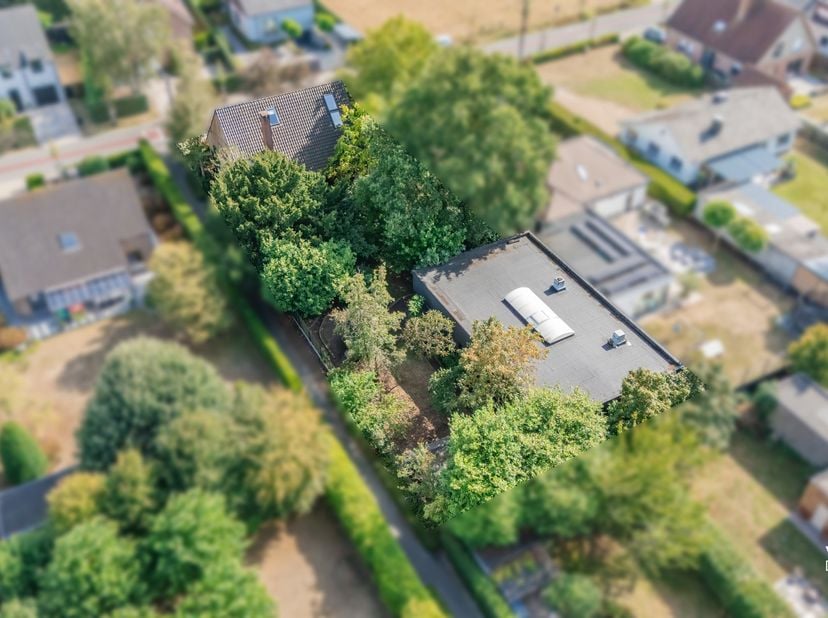 Huis te koop in Achterstraat 167,
                    9800 Astene