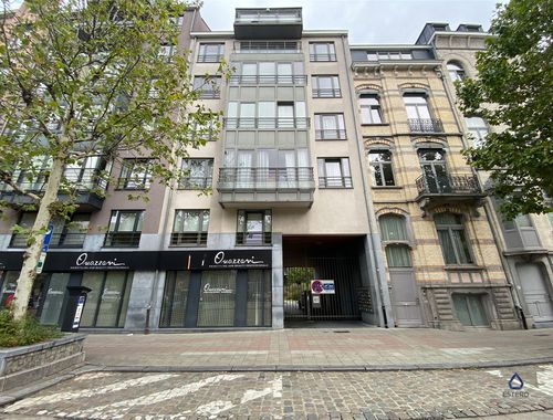                                         Appartement te huur in Sint-Jans-Molenbeek, € 1.100
