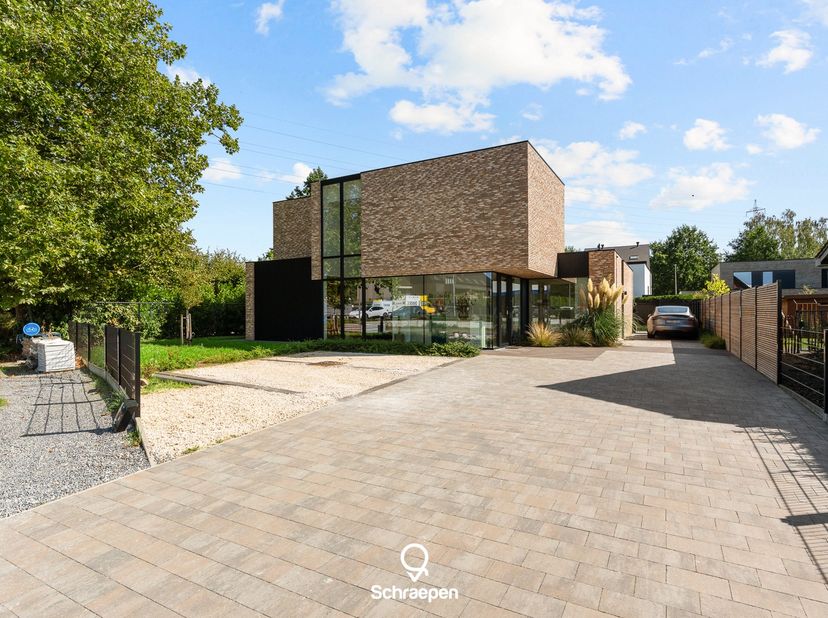 Huis te koop in Wijvestraat 1 bus C,
                    3520 Zonhoven