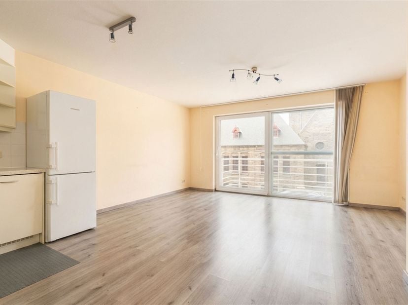 Zonnig 2-slaapkamerappartement met lift en garageoptie<br />
Op een toplocatie te Bredene, op wandelafstand van het strand, de winkels, het centrum e