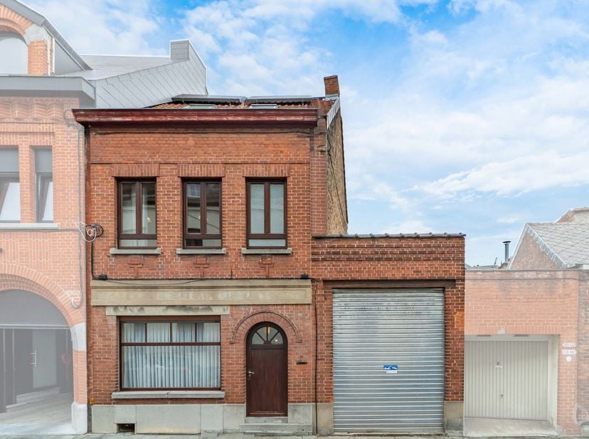 Huis te koop in Rue des ecoliers 12,
                    7000 Mons