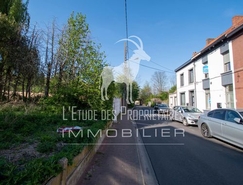                                         Terrain à vendre à Quaregnon, € 59.999

