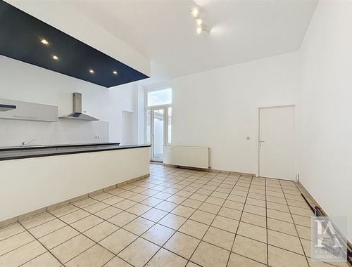                                         Appartement te huur in Angleur, € 750
