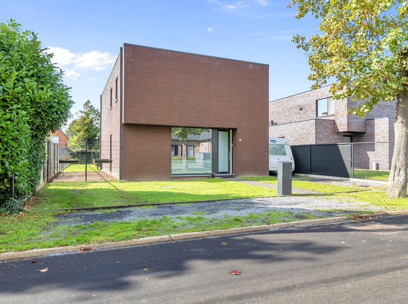 Maison à vendre à Sint-Hubertusstraat 41,
                    3690 Zutendaal