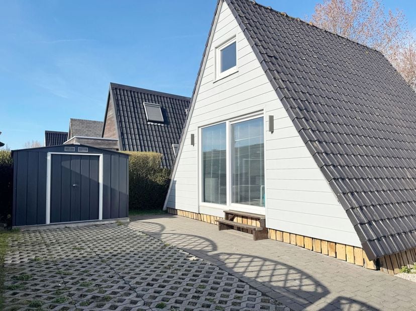 Huis te koop in ,
                    8670 Oostduinkerke