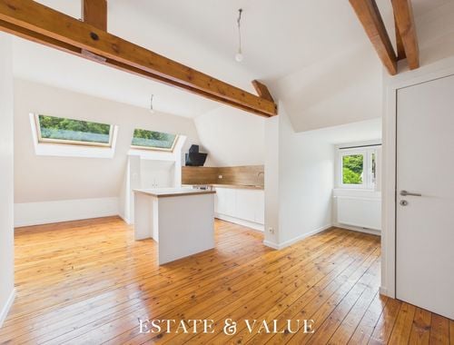                                         Appartement à louer à Spa, € 850

