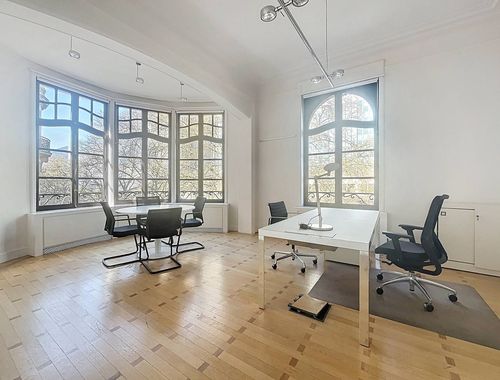                                         Kantoor te huur in Brussel, € 5.000
