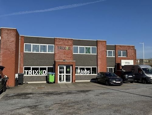                                         Kantoor te huur in Mariakerke, € 2.141,66

