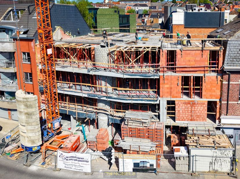 Ce projet est éligible au taux de TVA réduit de 6 % (sous conditions)<br />
<br />
<br />
APPARTEMENT NEUF LUXUEUX ET ÉNERGÉTIQUEMENT EFFICACE avec TR