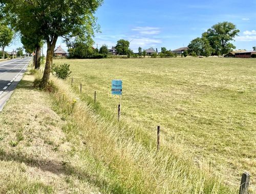                                         Grond te koop in Ghislenghien, € 1.100.000
