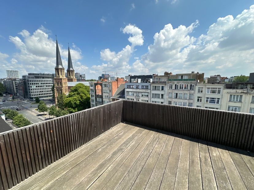 Appartement à vendre
                    à 2018 Antwerpen