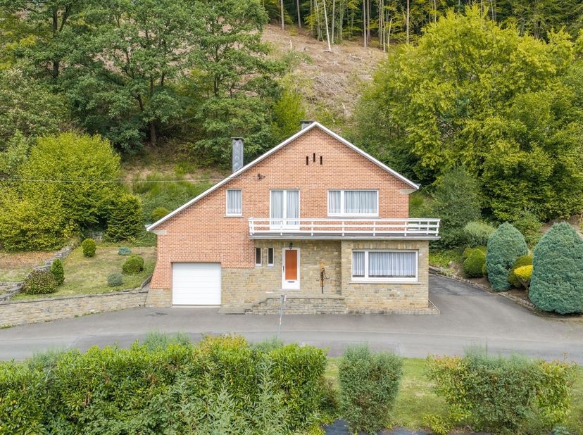 Huis te koop in ,
                    4920 Harzé