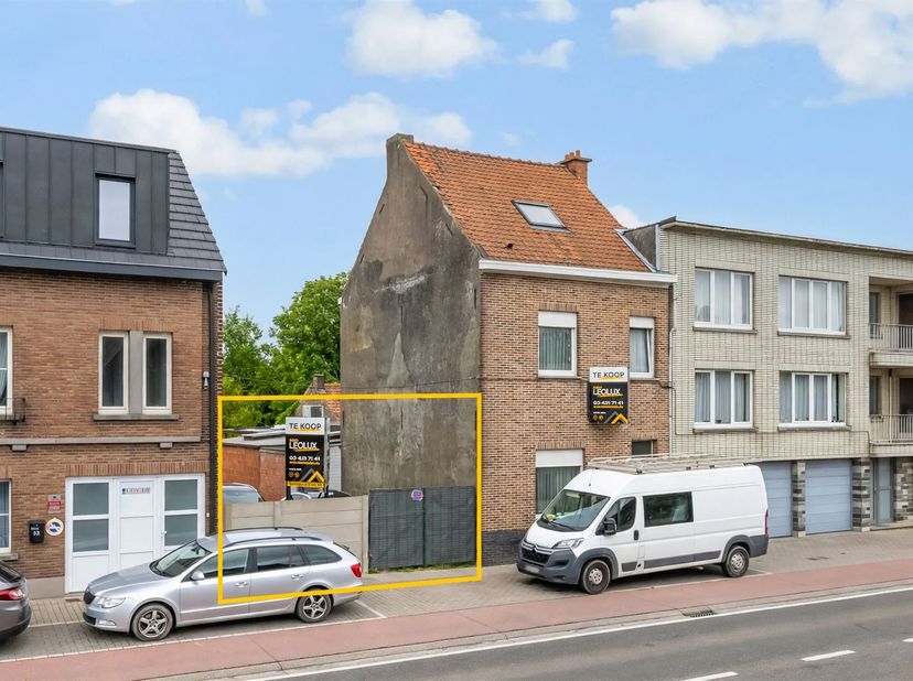 Grond te koop in Gentsesteenweg 30,
                    1730 Asse