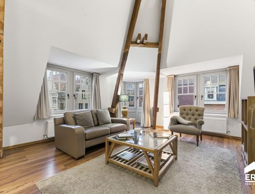                                         Maison à vendre à Ieper, € 695.000
