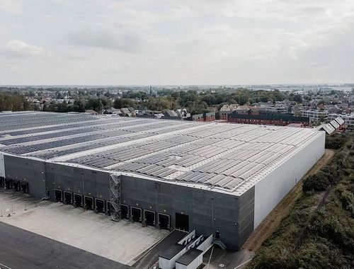                                         Bâtiment d’entreprise à louer à Willebroek, € 73.625
