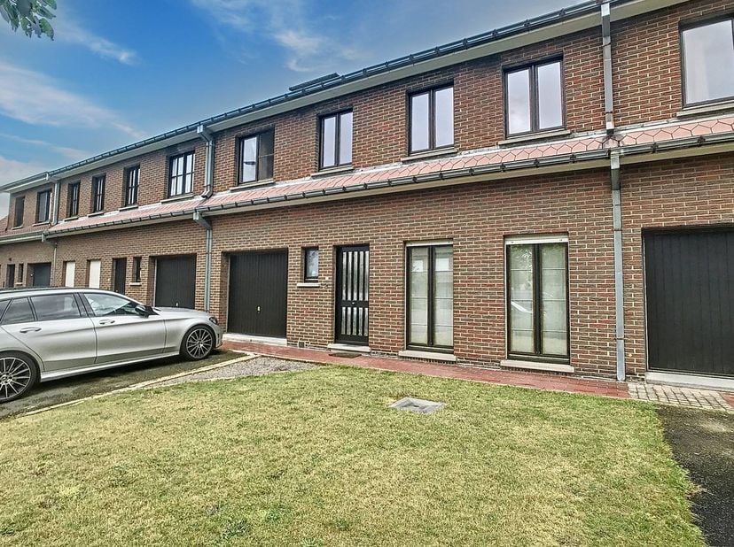 Huis te huur in Gerweplein 7,
                    8791 Beveren