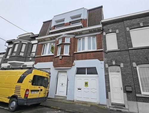                                         Eengezinswoning te koop in Houdeng-Goegnies, € 200.000

