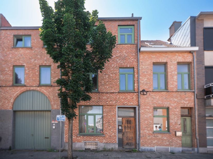 Voor verdere info of een vrijblijvende waardebepaling van uw eigendom: nessim@homixx.be of 03 653 11 96<br />
Bent u op zoek naar een woning met een u