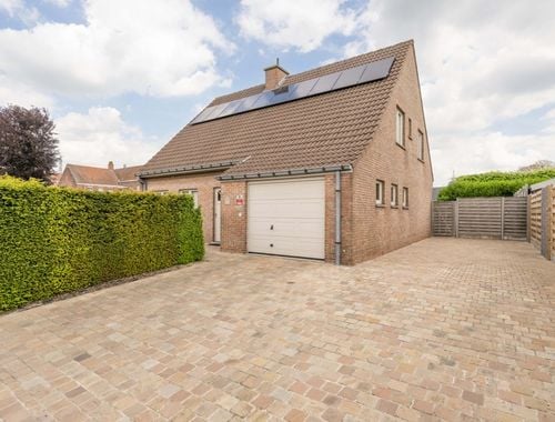                                         Woning te koop in Sint-Baafs-Vijve, € 395.000
