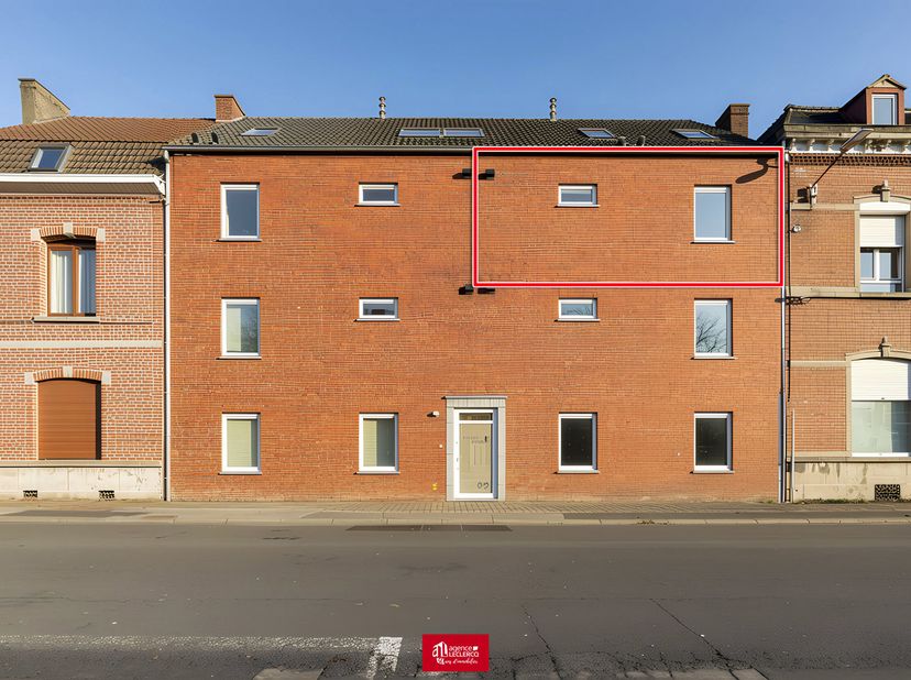Appartement te huur in Rue du Crampon 93 bus 2.2,
                    7500 Tournai