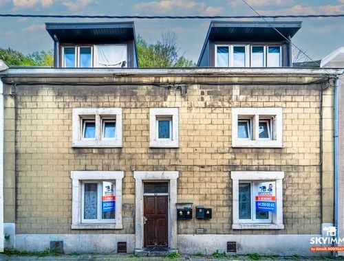                                         Immeuble d'appartements à vendre à Cheratte, € 180.000
