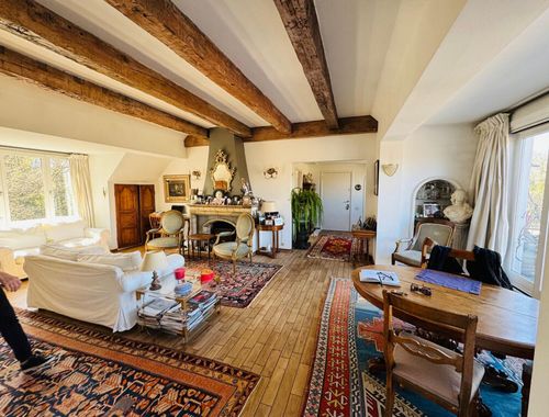                                         Penthouse à vendre à Uccle, € 990.000
