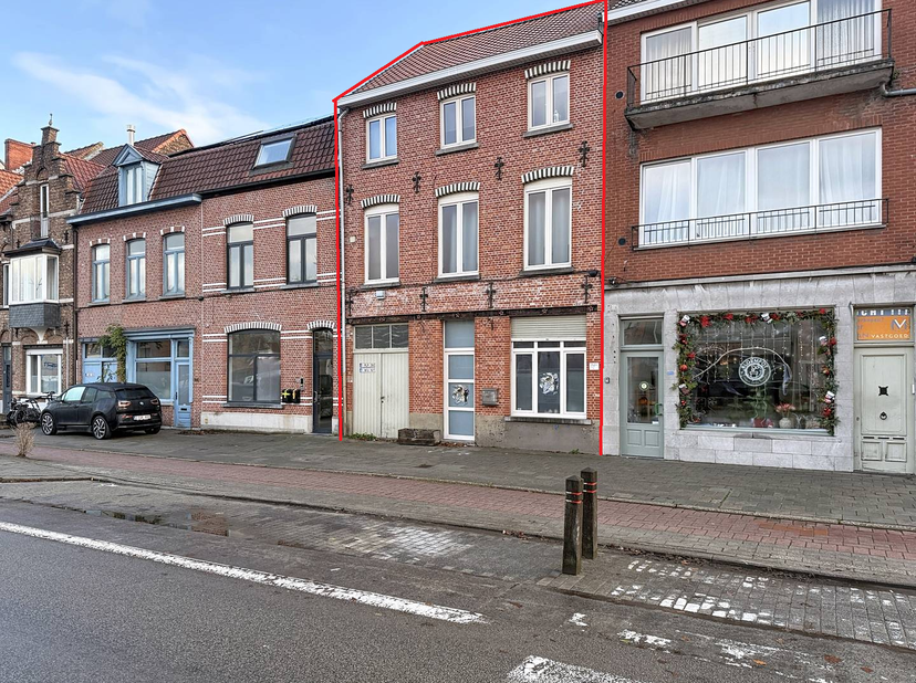 Huis te koop in Baron Ruzettelaan 197,
                    8310 Assebroek