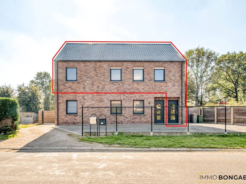 Appartement te koop in Molenweg 74 bus 2,
                    3660 Opglabbeek