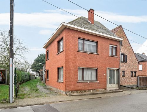                                         Eengezinswoning te koop in Buggenhout, € 249.000
