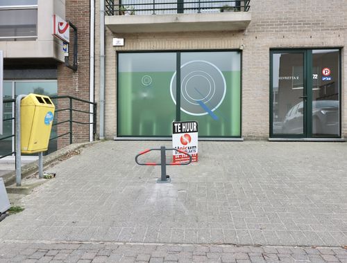                                         Place de stationnement à louer à Zomergem, € 35
