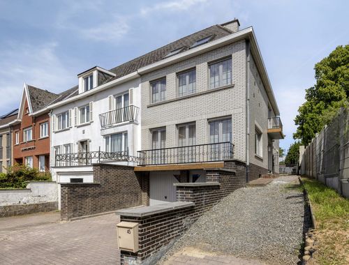                                         Woning te koop in Sint-Maria-Oudenhove, € 349.000
