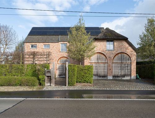                                        Villa te koop in Begijnendijk, € 895.000
