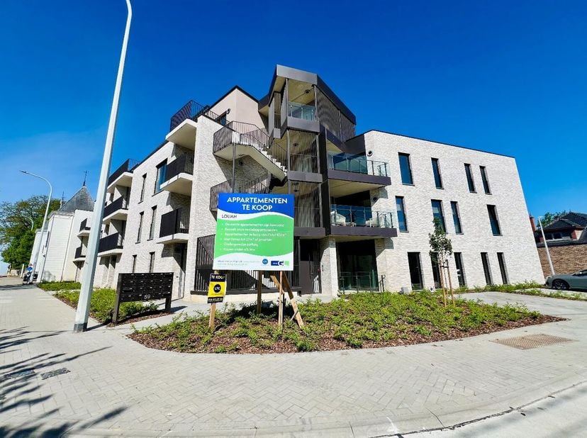 Project Louah is een modern nieuwbouwproject met 19 appartementen verdeeld over 3 verdiepingen. Er zijn appartementen met 1, 2 of 3 slaapkamers. Allem