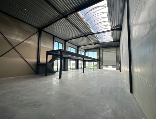                                         Bâtiment d’entreprise à vendre à Wielsbeke, € 416.700
