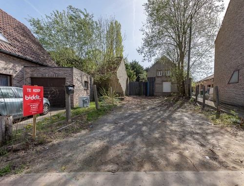                                         Usage mixte à vendre à Liedekerke, € 120.000

