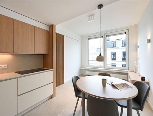                                         Appartement te huur in Antwerpen, € 950
