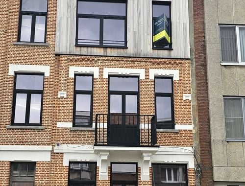                                         Appartement te huur in Hoboken, € 1.050
