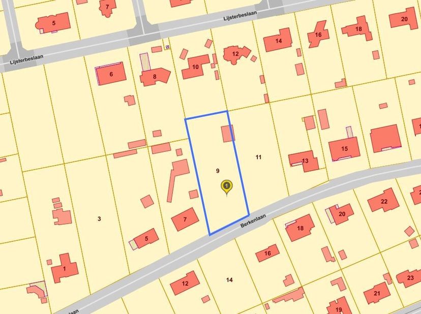 Bent u op zoek naar rust, privacy en de unieke sfeer van wonen in het groen?<br />
Dit uitzonderlijk grote, bosrijke perceel van 3.219 m² ligt op een