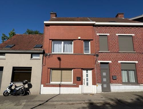                                        Woning te huur in Ronse, € 875
